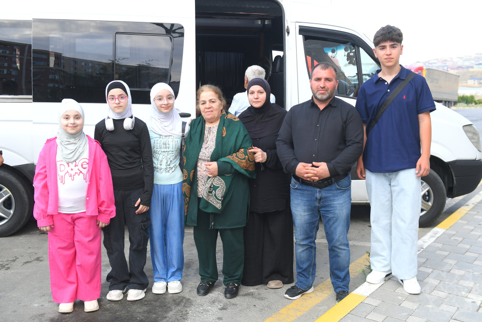 Xankəndi, Xocavənd, Şuşa, Cəbrayıl, Xocalı və Ağdərəyə növbəti köç karvanları yola salınıb<font color=red> - FOTOLAR</font>