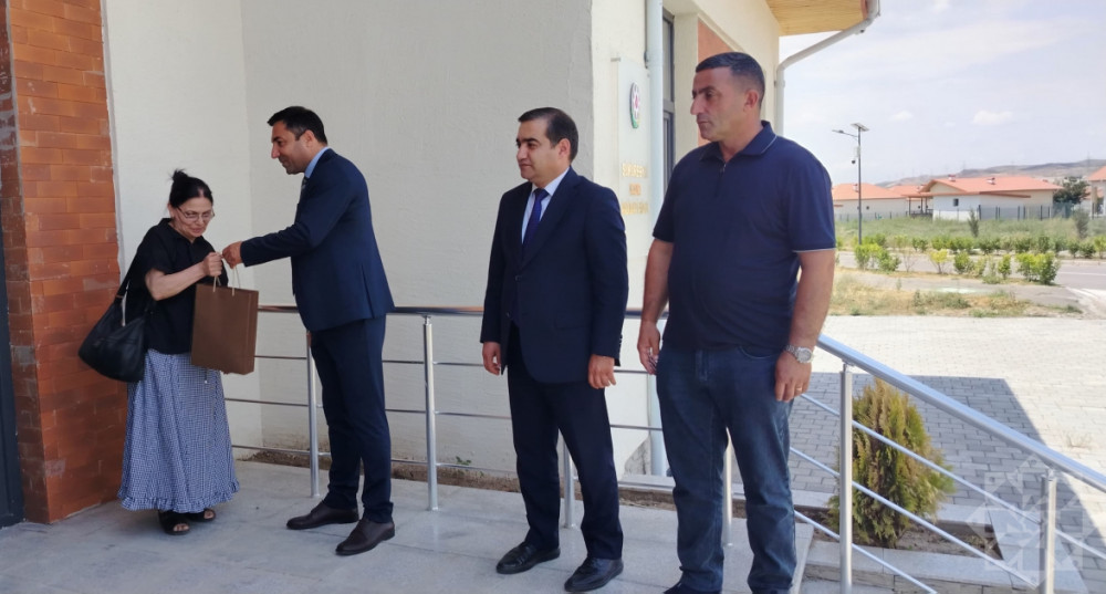 Şükürbəyli kəndində daha 7 ailəyə evlərinin açarları təqdim olunub<font color=red> - FOTOLAR</font>