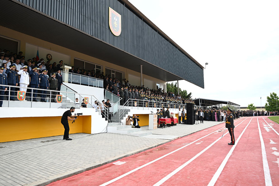 Heydər Əliyev adına Hərbi İnstitutda növbəti buraxılış mərasimi olub<font color=red> - FOTOLAR</font>