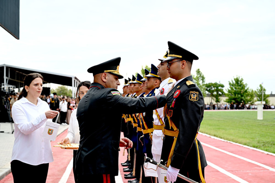 Heydər Əliyev adına Hərbi İnstitutda növbəti buraxılış mərasimi olub<font color=red> - FOTOLAR</font>