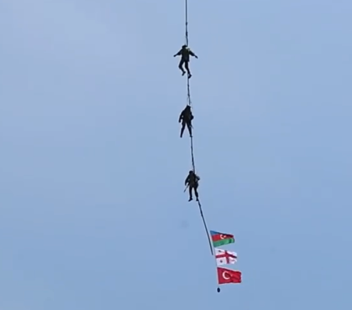 Azərbaycan, Gürcüstan və Türkiyə xüsusi təyinatlılarının birgə təlimi yekunlaşıb<font color=red> - FOTOLAR</font>