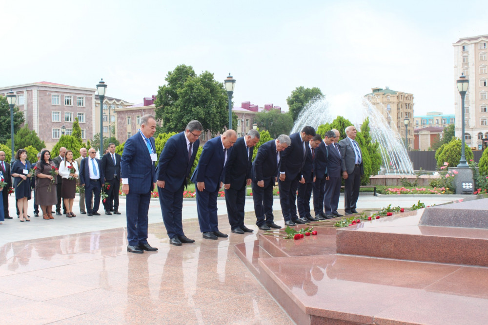 Naxçıvan memarlıq məktəbi və ənənələrinə dair respublika elmi konfransı keçirilib<font color=red> - FOTOLAR</font>