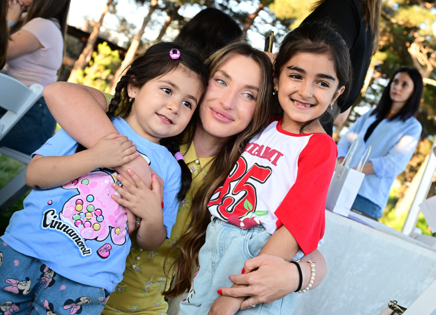 Leyla Əliyeva və Alona Əliyeva Xeyirxahlıq Festivalında iştirak ediblər<font color=red> - FOTOLAR</font>