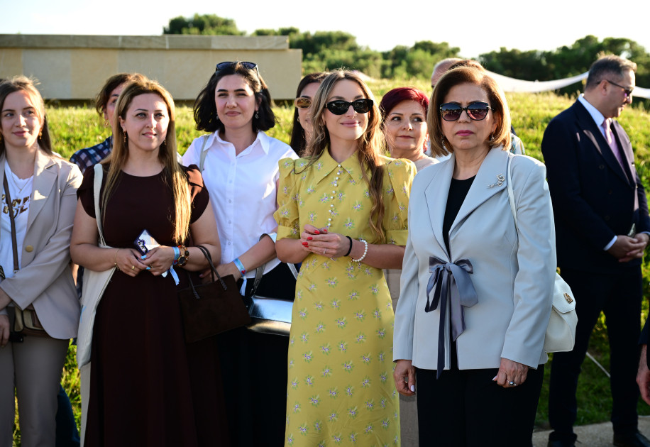 Leyla Əliyeva və Alona Əliyeva Xeyirxahlıq Festivalında iştirak ediblər<font color=red> - FOTOLAR</font>