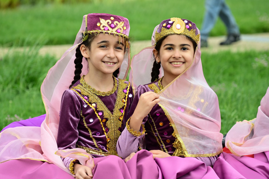 Leyla Əliyeva və Alona Əliyeva Xeyirxahlıq Festivalında iştirak ediblər<font color=red> - FOTOLAR</font>