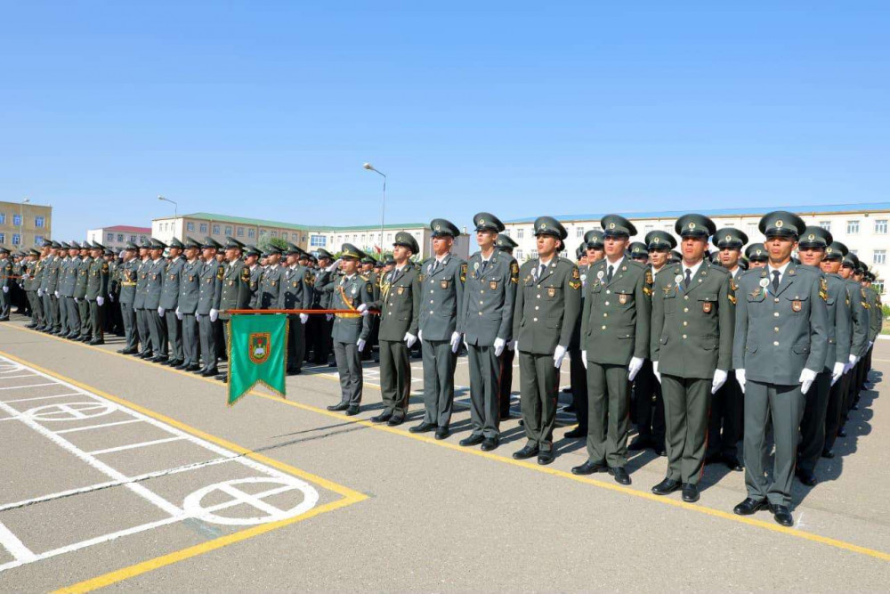 Naxçıvan Hərbi Kollecinin ilk məzun buraxılış mərasimi keçirilib<font color=red> - FOTOLAR</font>