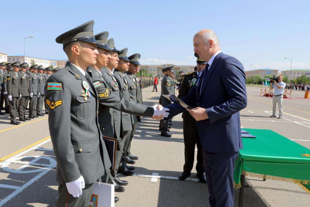 Naxçıvan Hərbi Kollecinin ilk məzun buraxılış mərasimi keçirilib<font color=red> - FOTOLAR</font>