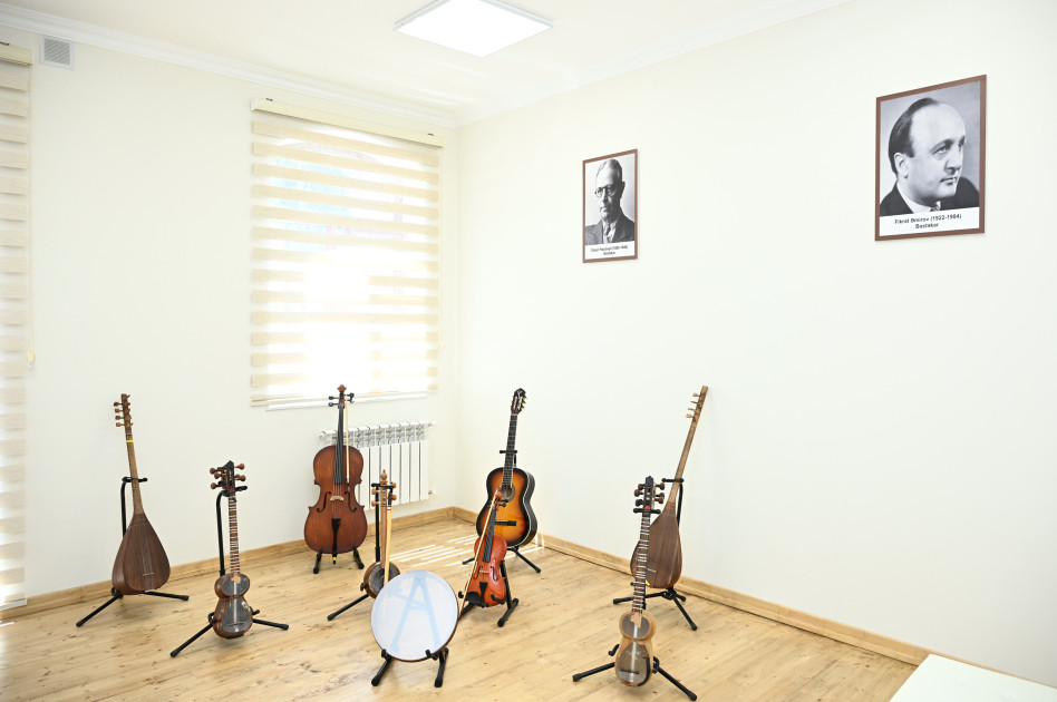 Leyla Əliyeva Şəki Şəhər İncəsənət Məktəbində olub<font color=red> - FOTOLAR</font>