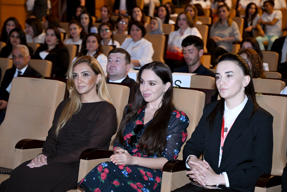 Leyla Əliyeva “Onlardan biri: Emil” adlı anım tədbirində iştirak edib<font color=red> - FOTOLAR</font>