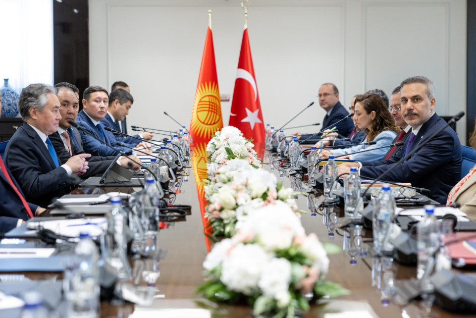 Ankarada Türkiyə-Qırğızıstan əməkdaşlığının inkişaf perspektivləri müzakirə olunur<font color=red> - FOTOLAR</font>
