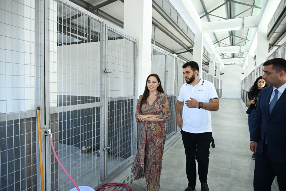 Leyla Əliyeva Yevlaxda Sahibsiz Heyvanlara Qayğı Mərkəzinin regional bölməsinin açılışında iştirak edib<font color=red> - FOTOLAR</font>