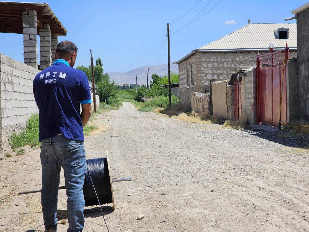 Şərur rayonunda optik internet şəbəkəsi qurulur<font color=red> - FOTOLAR</font>