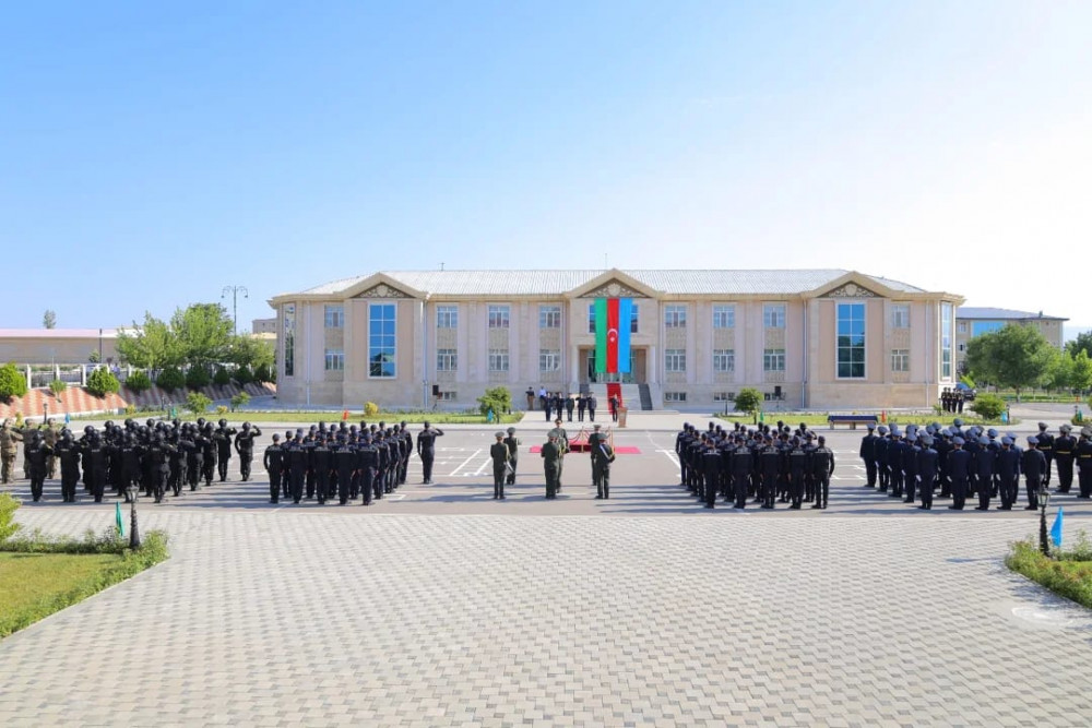 Naxçıvanda Orta İxtisas Polis Məktəbində "Polis Günü" və buraxılış mərasimi keçirilib<font color=red> - FOTOLAR</font>