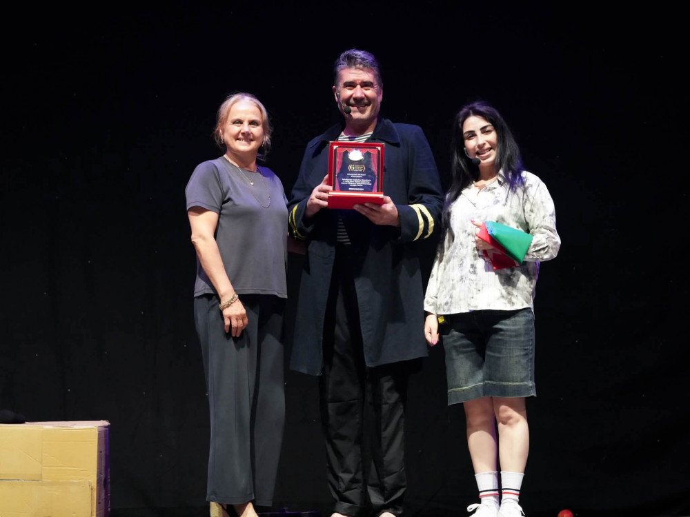 Naxçıvan Dövlət Milli Dram Teatrı Türkiyədə beynəlxalq festivalda çıxış edib<font color=red> - FOTOLAR</font>