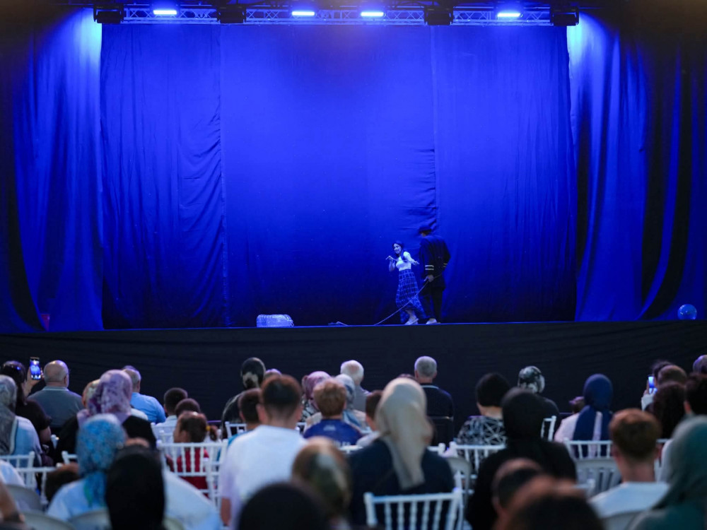 Naxçıvan Dövlət Milli Dram Teatrı Türkiyədə beynəlxalq festivalda çıxış edib<font color=red> - FOTOLAR</font>