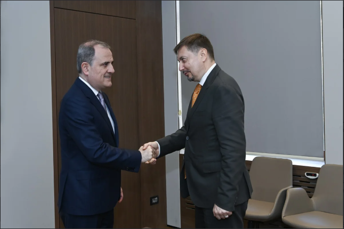 Ceyhun Bayramov BMT-nin Azərbaycanda yeni rezident əlaqələndiricisi ilə görüşüb<font color=red> - FOTOLAR</font>