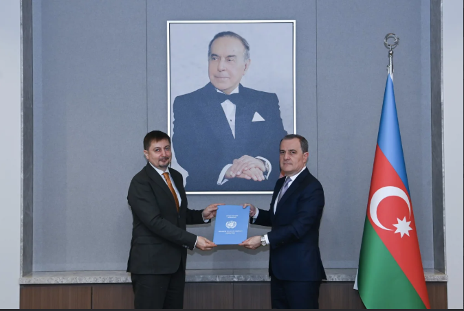 Ceyhun Bayramov BMT-nin Azərbaycanda yeni rezident əlaqələndiricisi ilə görüşüb<font color=red> - FOTOLAR</font>