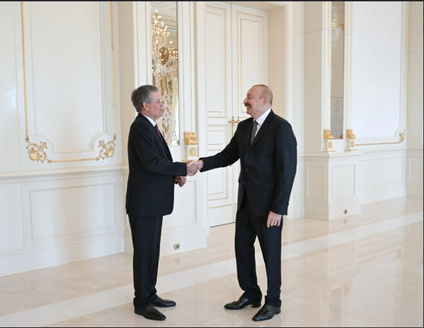 Prezident İlham Əliyev ABŞ Senatının Xarici Əlaqələr Komitəsinin üzvünü qəbul edib<font color=red> - FOTOLAR</font>