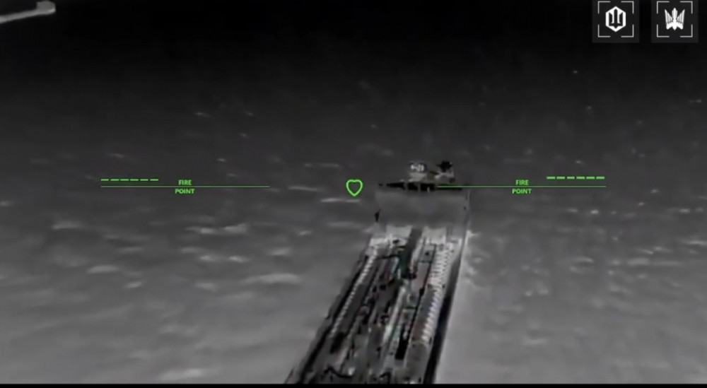 Ukrayna dronları Rusiyanın 8 tankerini vurub<font color=red> - FOTOLAR</font>