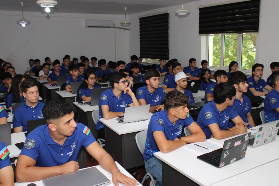 “Cyber Summer School 2026”-nın təlim proqramına başlanılıb<font color=red> - FOTOLAR</font>