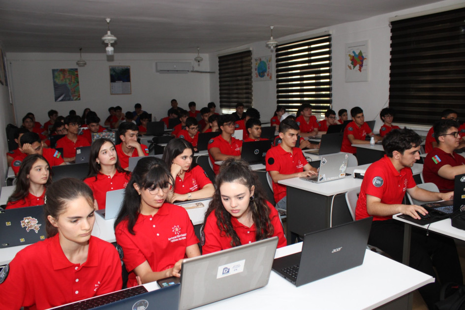 “Cyber Summer School 2026”-nın təlim proqramına başlanılıb<font color=red> - FOTOLAR</font>
