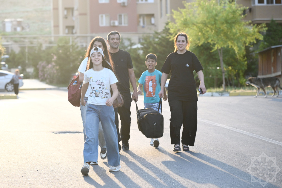 Şuşa və Xocavəndə növbəti köç karvanları yola salınıb<font color=red> - FOTOLAR</font>