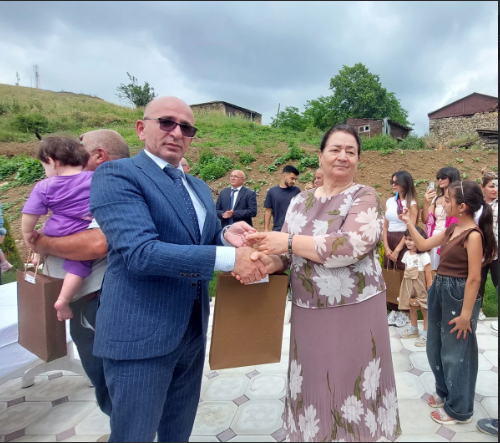 Köç karvanı Şuşanın Kiçik Qaladərəsi kəndinə çatıb, açarlar təqdim edilib <font color='red'> - YENİLƏNİB</font><font color=red> - FOTOLAR</font>