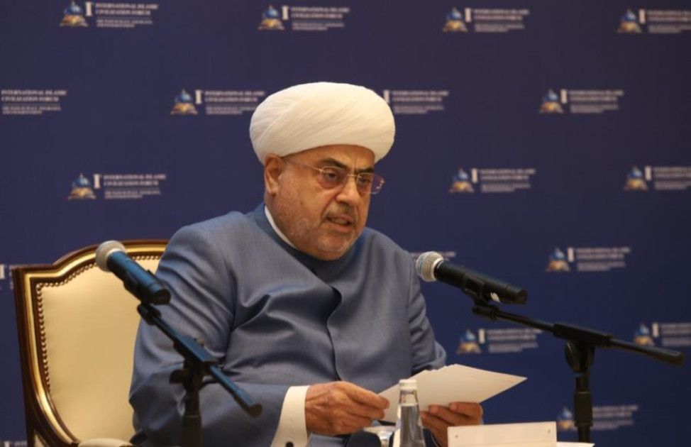 I Beynəlxalq İslam Sivilizasiyası Forumunda “Qardaşlıq və Müttəfiqliyin Zirvəsi” kitab-albomu təqdim olunub<font color=red> - FOTOLAR</font>