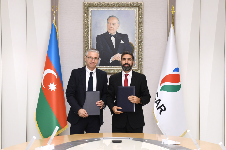 SOCAR İtaliya şirkəti ilə anlaşma memorandumu imzalayıb<font color=red> - FOTOLAR</font>