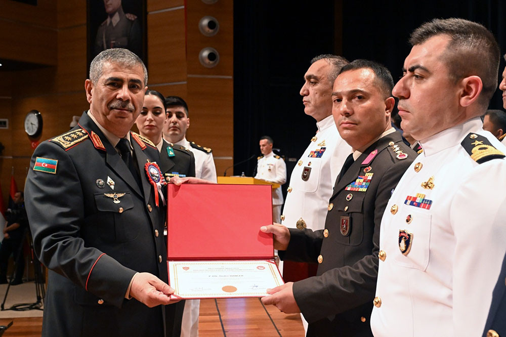 Zakir Həsənov Ərdoğanla birlikdə kursantların buraxılış mərasimində iştirak edib<font color=red> - FOTOLAR</font>