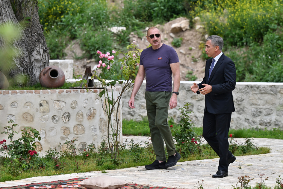 Prezident İlham Əliyev Şuşada “Yasəmən” hotelinin yeni korpusları ilə tanış olub<font color=red> - FOTOLAR</font>