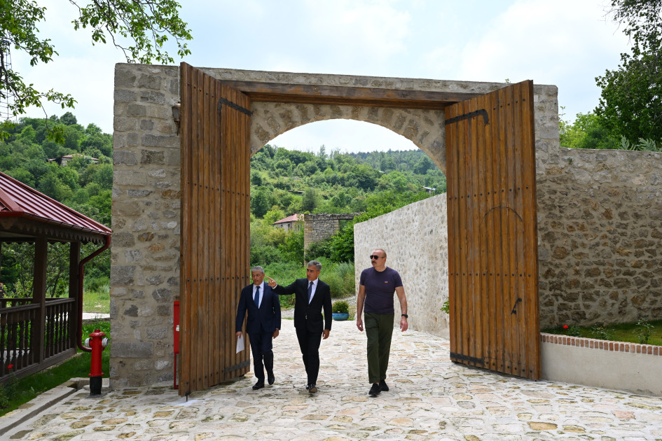 Prezident İlham Əliyev Şuşada “Yasəmən” hotelinin yeni korpusları ilə tanış olub<font color=red> - FOTOLAR</font>