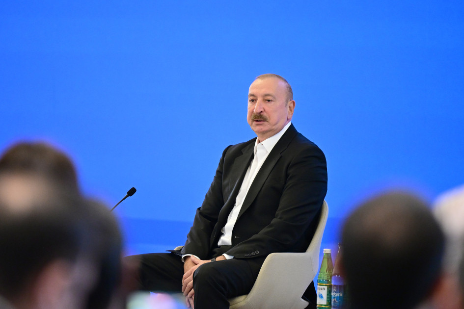 Prezident İlham Əliyev IV Şuşa Qlobal Media Forumunun açılışında iştirak edib<font color='red'> - YENİLƏNİB</font><font color=red> - FOTOLAR</font>