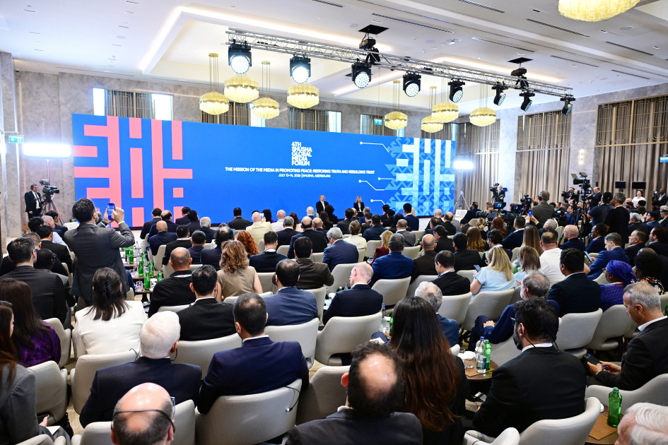Prezident İlham Əliyev IV Şuşa Qlobal Media Forumunun açılışında iştirak edib<font color='red'> - YENİLƏNİB</font><font color=red> - FOTOLAR</font>