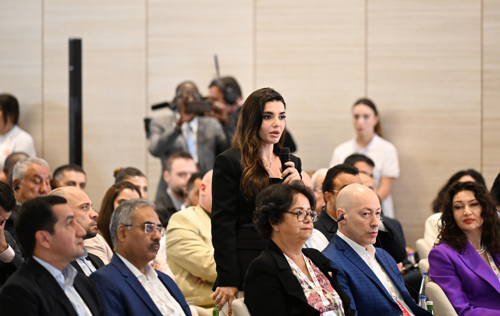 Prezident İlham Əliyev IV Şuşa Qlobal Media Forumunun açılışında iştirak edib<font color='red'> - YENİLƏNİB</font><font color=red> - FOTOLAR</font>