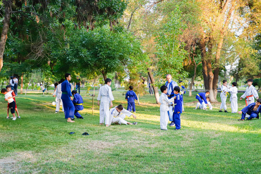 Naxçıvan şəhərində cüdoçuların açıq məşqi təşkil olunub<font color=red> - FOTOLAR</font>