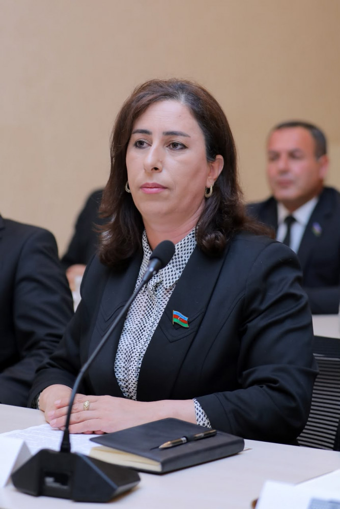 Ali Məclisin növbədənkənar sessiyası başa çatıb<font color=red> - FOTOLAR</font>