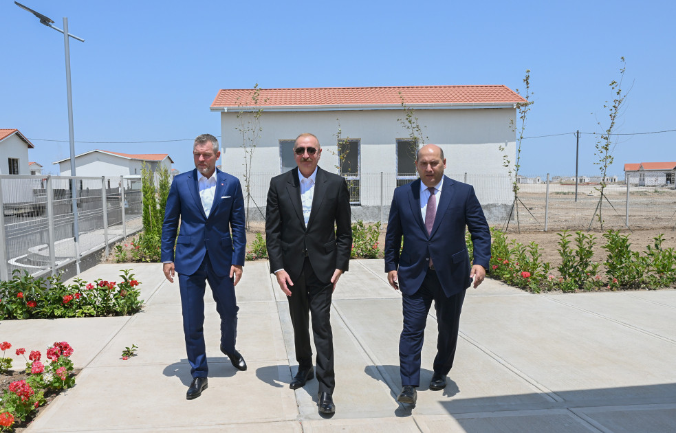 Azərbaycan və Slovakiya prezidentləri Ağdamın Baş Qərvənd kəndində görülən işlərlə tanış olublar<font color=red> - FOTOLAR</font>