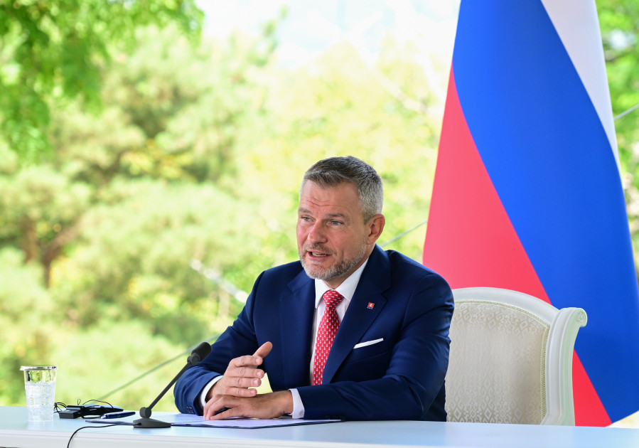 Azərbaycan və Slovakiya prezidentləri mətbuata bəyanatlarla çıxış ediblər<font color='red'> - YENİLƏNİB</font><font color=red> - FOTOLAR</font>