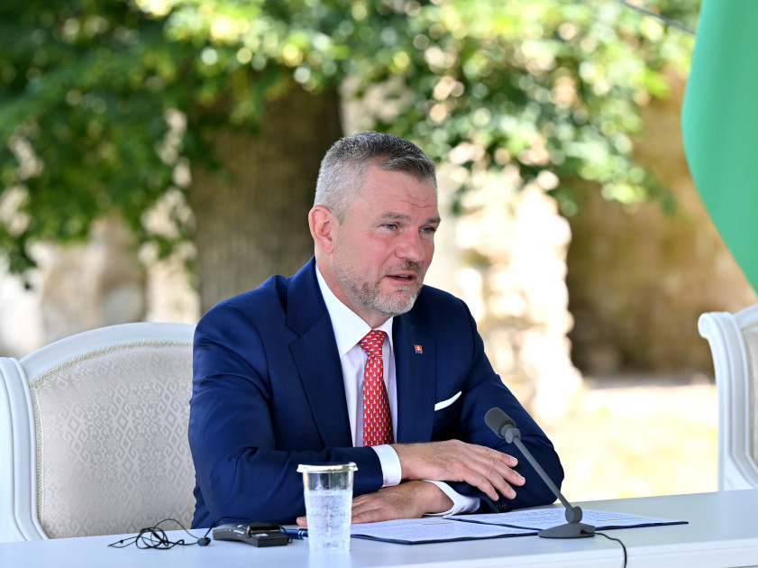 Azərbaycan və Slovakiya prezidentləri mətbuata bəyanatlarla çıxış ediblər<font color='red'> - YENİLƏNİB</font><font color=red> - FOTOLAR</font>