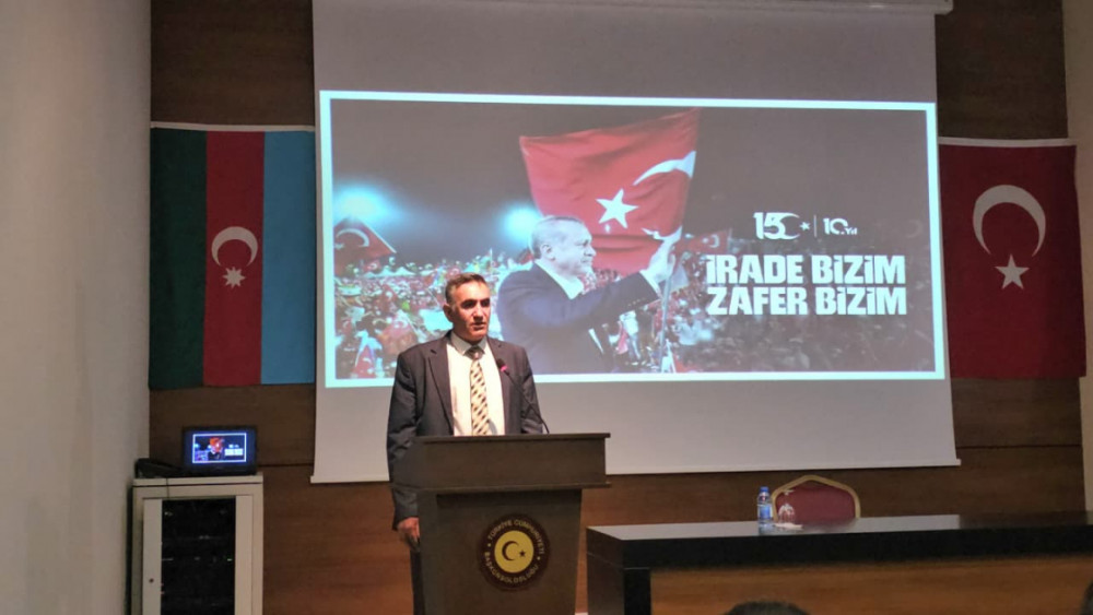 Türkiyənin Baş konsulu: 15 İyul dövlət-xalq birliyinin möhkəm həmrəyliyi sayəsində yazılan qəhrəmanlıq salnaməsidir<font color=red> - FOTOLAR</font>