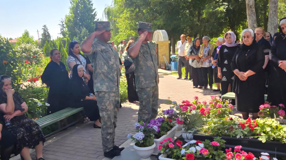 Şəhid Vüsal Vəliyevin doğum günü münasibətilə anım mərasimi keçirilib<font color=red> - FOTOLAR</font>