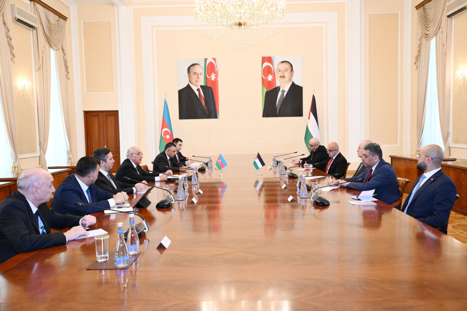Baş nazir Əli Əsədov Fələstinin Baş naziri ilə görüşüb<font color=red> - FOTOLAR</font>