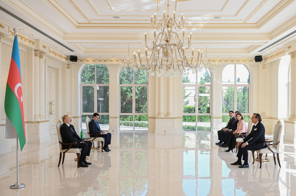 Prezident İlham Əliyev Braziliyanın Azərbaycanda yeni təyin olunmuş səfirinin etimadnaməsini qəbul edib<font color=red> - FOTOLAR</font>