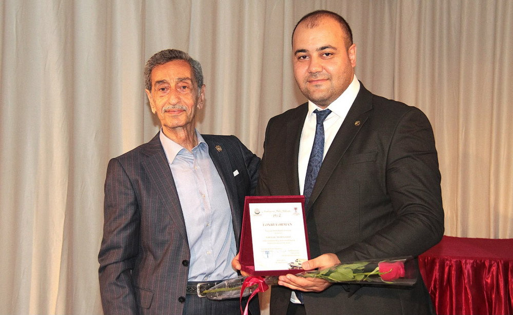 Naxçıvan Dövlət Kukla Teatrının direktoru Səyyad Məmmədov Fəxri fərmanla təltif olunub<font color=red> - FOTOLAR</font>