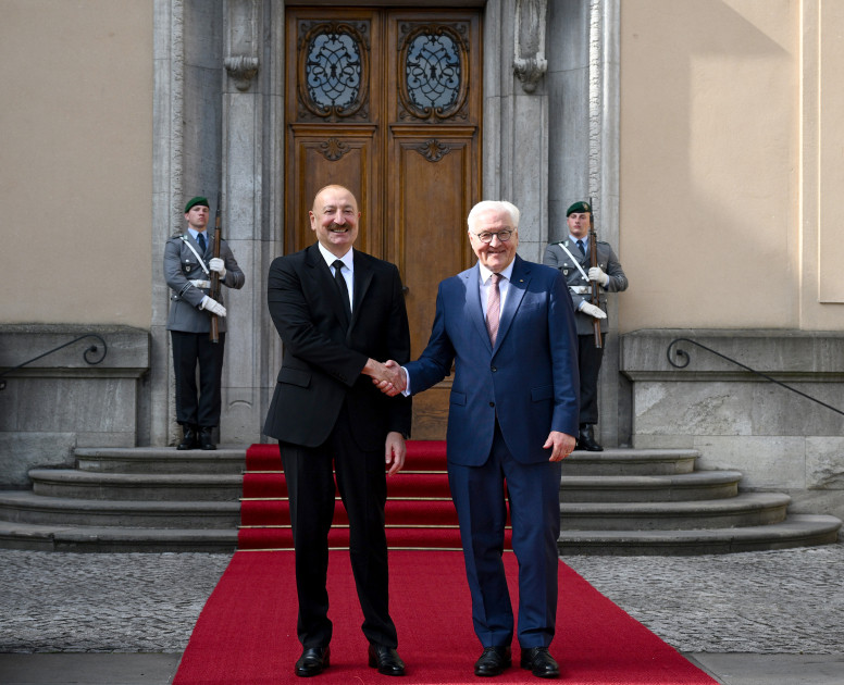 Azərbaycan və Almaniya prezidentlərinin təkbətək görüşü keçirilib<font color=red> - FOTOLAR</font>