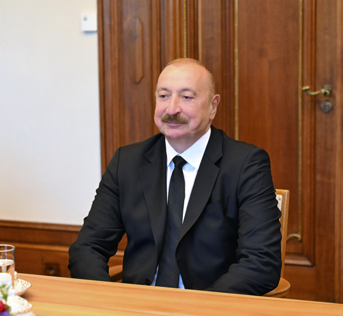 Azərbaycan və Almaniya prezidentlərinin geniş tərkibdə görüşü olub<font color=red> - FOTOLAR</font>