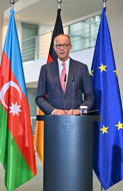 Prezident İlham Əliyev və Federal Kansler Fridrix Merts mətbuata bəyanatlarla çıxış ediblər<font color='red'> - YENİLƏNİB</font><font color=red> - FOTOLAR</font>