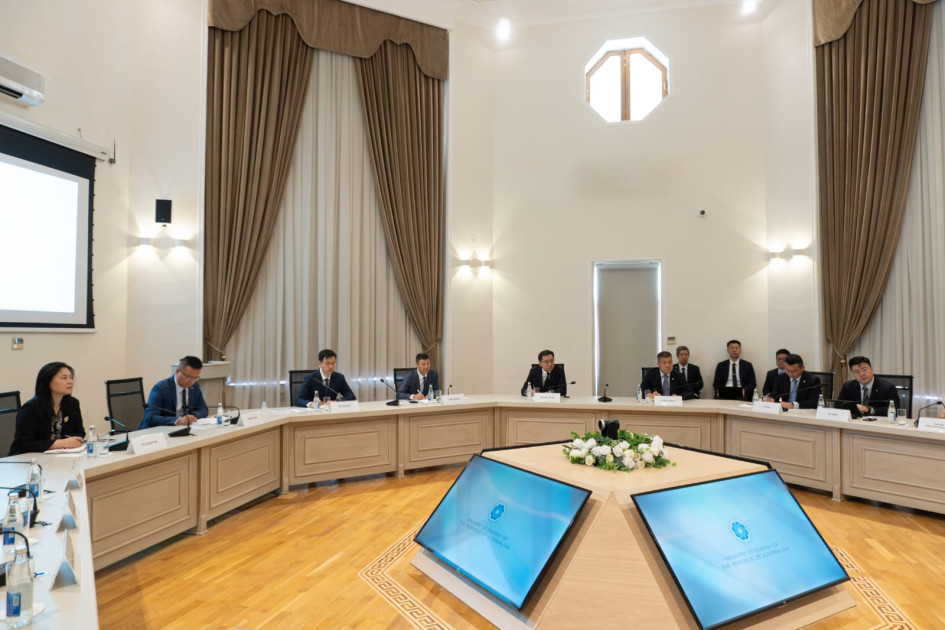 “PowerChina Resources Ltd.” şirkətinin Azərbaycanda icra olunan layihələr üzrə gördüyü işlər nəzərdən keçirilib<font color=red> - FOTOLAR</font>
