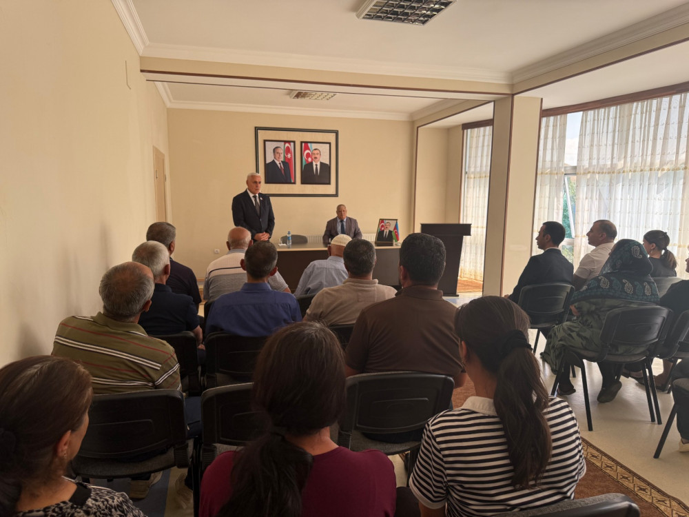 Milli Məclisin deputatı Vüqar Rəhimzadə Culfada seçiciləri ilə növbəti görüşünü keçirib<font color=red> - FOTOLAR</font>